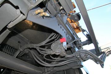 �ֶ��� ��FH16�ؿ� 750���� 6X4ǣ����ͼƬ