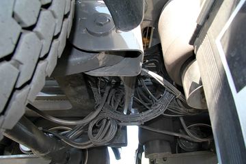 �ֶ��� ��FH16�ؿ� 750���� 6X4ǣ����ͼƬ