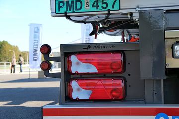 �ֶ��� ��FH16�ؿ� 750���� 6X4ǣ����ͼƬ