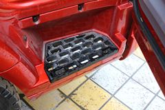 中国重汽HOWO 悍将 115马力 4.2米单排栏板轻卡(ZZ1047D3415D145) 中国重汽HOWO 悍将 115马力 4.2米单排栏板轻卡(ZZ1047D3415D145)