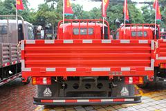 中国重汽HOWO 悍将 115马力 4.2米单排栏板轻卡(ZZ1047D3415D145) 中国重汽HOWO 悍将 115马力 4.2米单排栏板轻卡(ZZ1047D3415D145)