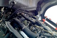 庆铃 五十铃700P系列中卡 189马力 6.2米厢式载货车(QL5100XXY9MARJ)(油刹)