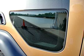 沃尔沃FL&nbsp;载货车外观                                                图片