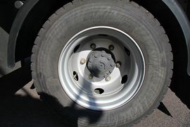 沃尔沃FL&nbsp;载货车底盘                                                图片