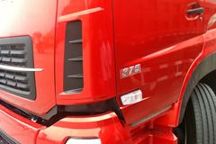 东风商用车 天龙重卡 375马力 6X2天然气牵引车(DFH4240A1)
