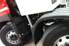 东风商用车 天龙重卡 375马力 6X2天然气牵引车(DFH4240A1)