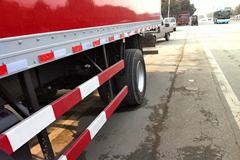 东风商用车 天龙重卡 245马力 6X2 9.4米厢式载货车(DFL5253XXYAX1C)