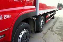 东风商用车 天龙重卡 245马力 6X2 9.4米厢式载货车(DFL5253XXYAX1C)