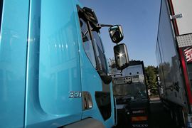 沃尔沃FE&nbsp;自卸车外观                                                图片