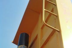 红岩 金刚重卡 290马力 6X4 5.6米自卸车(CQ3254SMG384)