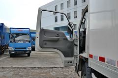 江铃 新凯运 109马力 4.1米单排厢式轻卡(JX1042TG24)