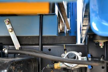 ���� ��˳�� 109���� 3.3��˫�ų��������Ῠ(JX1041TSGA24)ͼƬ