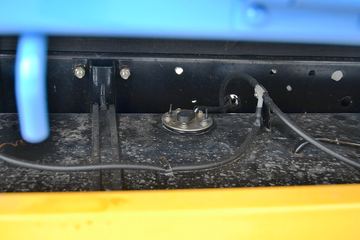 ���� ��˳�� 109���� 3.3��˫�ų��������Ῠ(JX1041TSGA24)ͼƬ