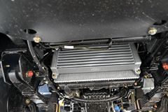江铃 新顺达 109马力 3.3米双排长轴栏板轻卡(JX1041TSGA24)