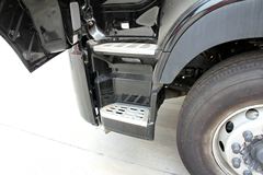 东风商用车 天龙重卡 350马力 6X4危化品运输牵引车(DFL4251A16)