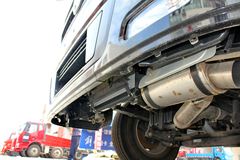 东风商用车 天龙重卡 350马力 6X4危化品运输牵引车(DFL4251A16)