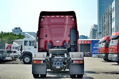 四川现代 创虎XCIENTP360重卡 360马力 4X2牵引车(低配)(CHM4180KPQ39M)