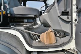 金王子&nbsp;牵引车驾驶室                                               图片