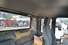 金王子&nbsp;牵引车驾驶室                                               图片