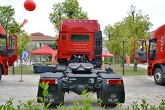 上汽红岩 杰狮M100重卡 畅途版 290马力 4X2牵引车(CQ4185HMG361C)