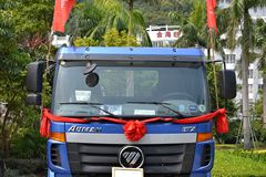 福田 欧曼ETX 5系重卡 280马力 4X2 LNG牵引车(BJ4182SLFKA-XA)