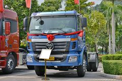 福田 欧曼ETX 5系重卡 280马力 4X2 LNG牵引车(BJ4182SLFKA-XA)