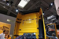 东风商用车 天龙旗舰KX 480马力 6X4 AMT自动挡牵引车(DFH4250C)