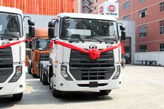 东沃 UD酷腾重卡 430马力 6X4牵引车(平顶驾驶室)(DND4250WB34)
