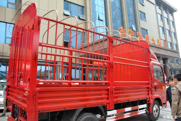 兰州民先悍将载货车限时优惠0.2万