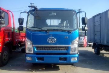 一汽红塔 解放公狮 115马力 3.8米排半仓栅式轻卡(CA5040CCYK6L3R5E4-2)