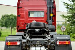 大运 N8H重卡 336马力 6X2牵引车(CGC4252D4XBA)