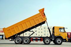 大运 N8E重卡 290马力 8X4 7米自卸车(DYX3311PA38WPD3C) 大运 N8E重卡 290马力 8X4 7米自卸车(DYX3311PA38WPD3C)