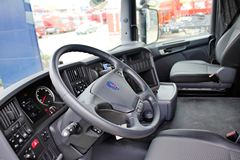 斯堪尼亚 G系列重卡 480马力 6X2R牵引车(streamline系列)