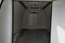 福田商务车底盘&nbsp;冷藏车上装图片