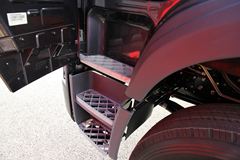 青岛解放 悍V重卡 336马力 6X2 LNG牵引车(CA4226P1K15T3NE5A80) 青岛解放 悍V重卡 336马力 6X2 LNG牵引车(CA4226P1K15T3NE5A80)