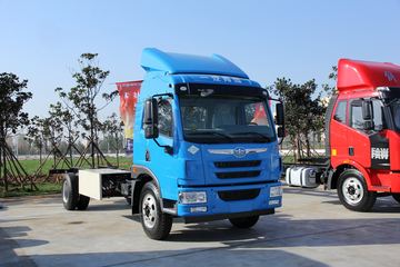 青岛解放 龙V中卡 140马力 4X2 5.8米载货车底盘(CA1100PK2E4A80)