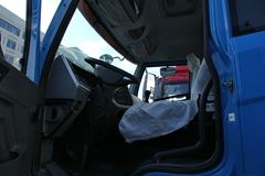 青岛解放 龙V中卡 220马力 4X2 CNG 6.8米载货车底盘(CA5167CCYPK2L2NE5A80-1)