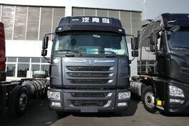 途V&nbsp;牵引车外观                                                图片