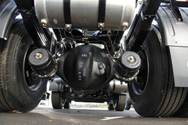 途V&nbsp;牵引车底盘                                                图片