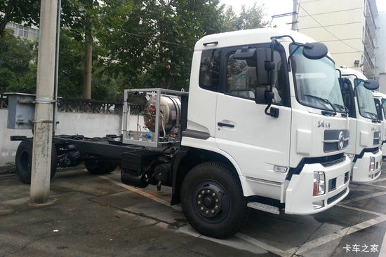 ó п 190 4X2 6.8LNGػ(EQ1160GD5NJ)