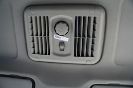 金刚&nbsp;自卸车驾驶室                                               图片