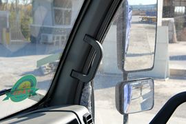 金刚&nbsp;自卸车驾驶室                                               图片