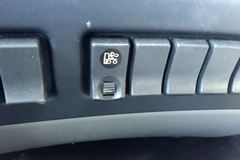 东风商用车 天龙重卡 270马力 8X2 9.6米载货车底盘(DFL5311CCYAX11B)