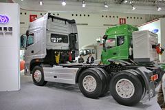 三环十通 御龙重卡 385马力 6X4牵引车(STQ4257L7Y15S4)