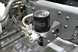 御龙&nbsp;牵引车底盘                                                图片