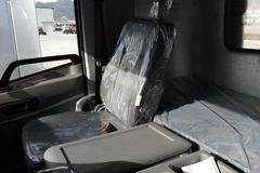 三环十通 御龙重卡 290马力 4X2港口牵引车(STQ4181L02Y4N4)