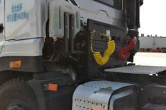 三环十通 御龙重卡 290马力 4X2港口牵引车(STQ4181L02Y4N4)