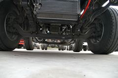 东风柳汽 乘龙M3中卡 220马力 6X2 9.6米载货车底盘(LZ1200M3CAT)