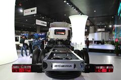 江淮帅铃 威司达W530中卡 165马力 4X2 6.75米栏板载货车底盘(HFC1121P70K1E1)