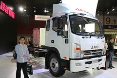 江淮帅铃 威司达W530中卡 165马力 4X2 6.75米栏板载货车底盘(HFC1121P70K1E1)